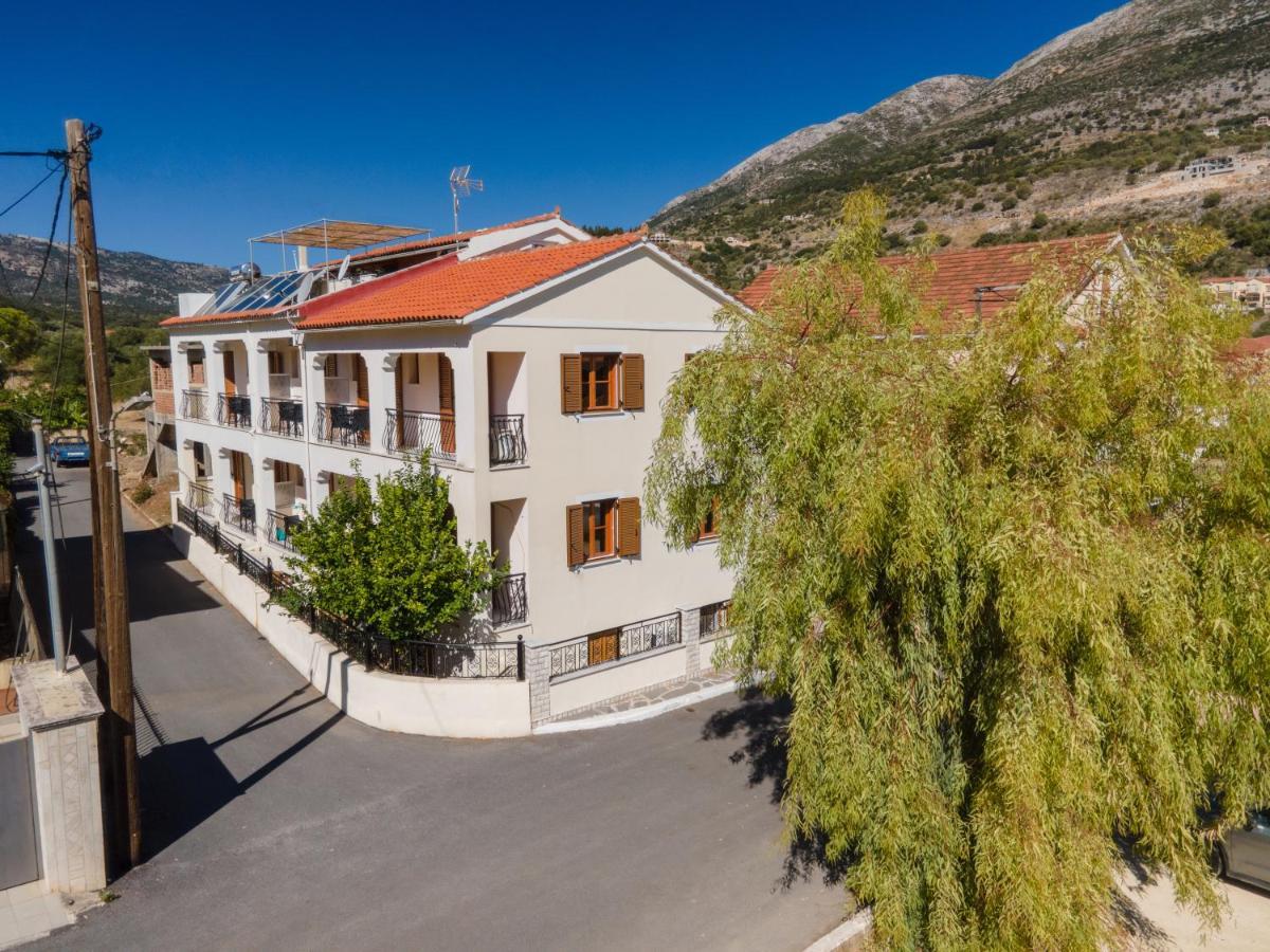 أيّا إفيميا Alexatos Studios & Apartments المظهر الخارجي الصورة