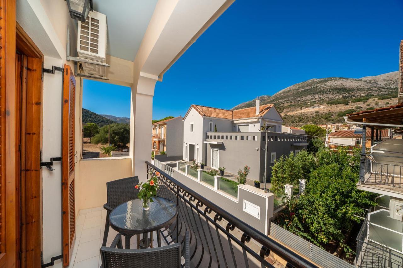 أيّا إفيميا Alexatos Studios & Apartments المظهر الخارجي الصورة