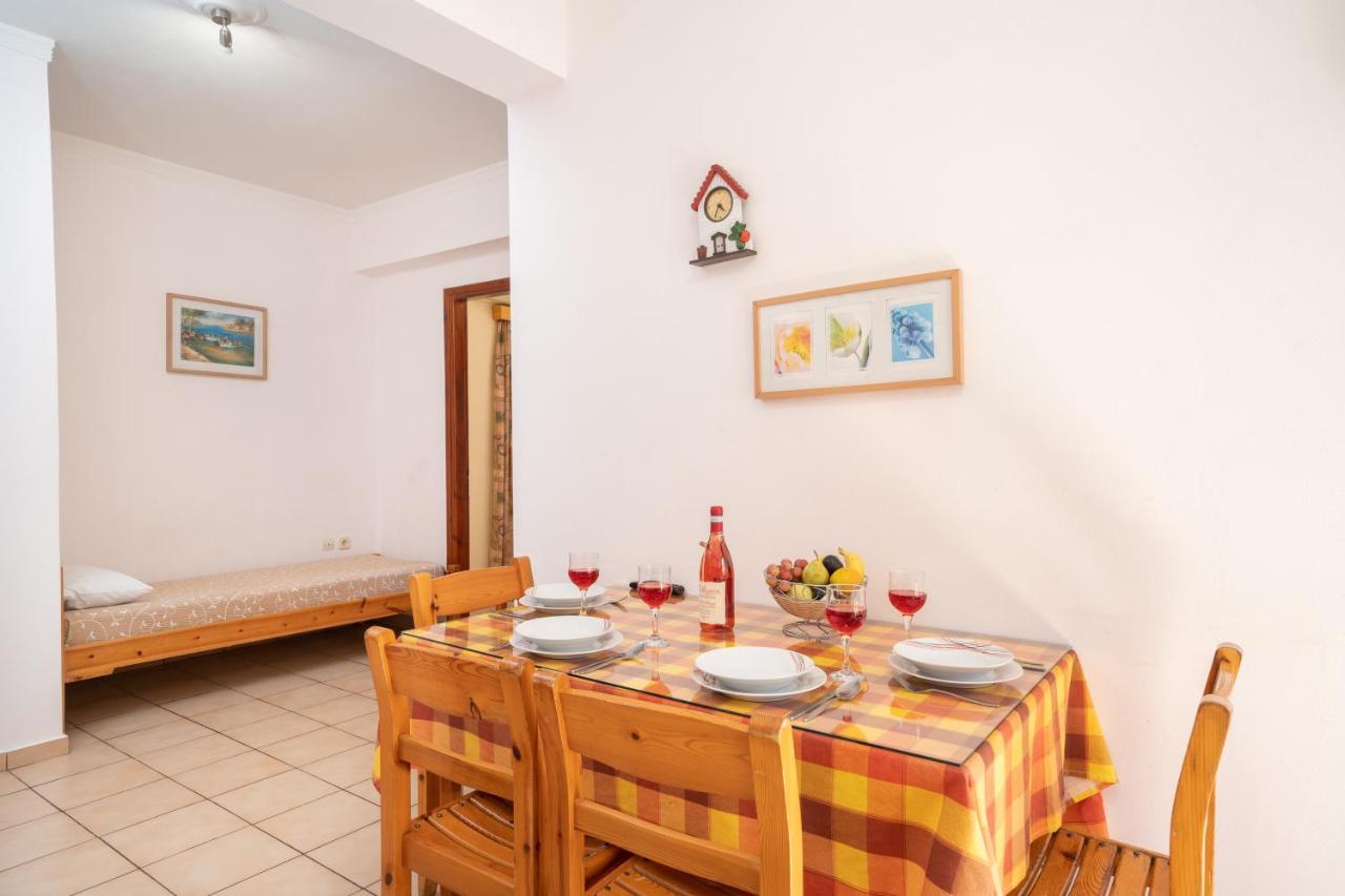 أيّا إفيميا Alexatos Studios & Apartments المظهر الخارجي الصورة